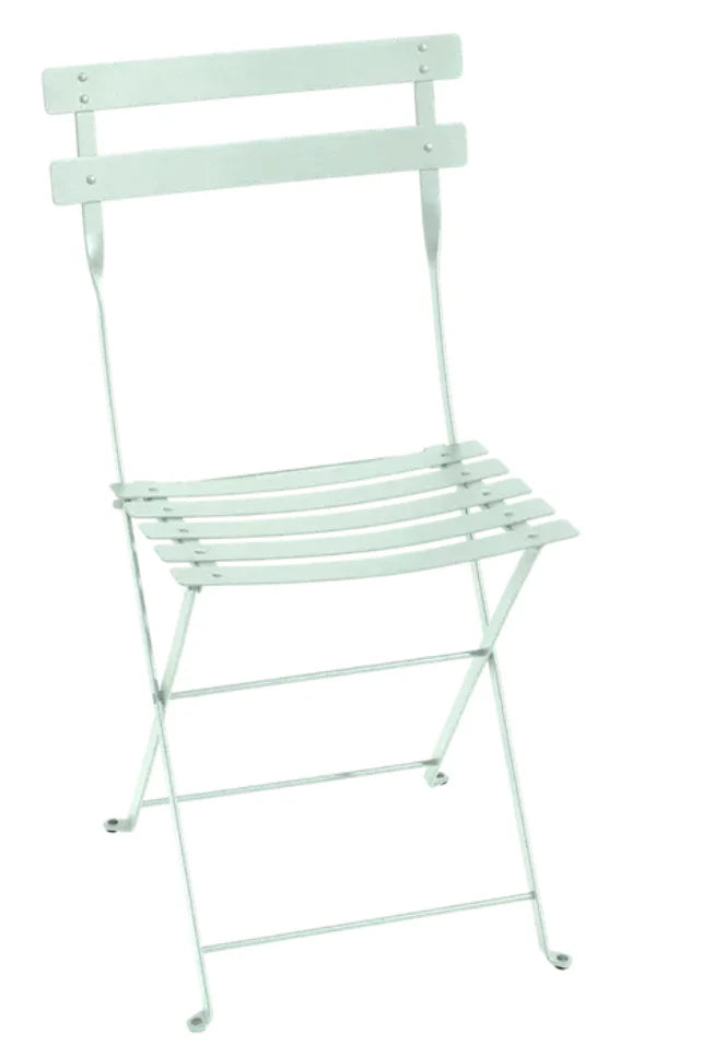  suitable for outdoor cafe and patio seating.