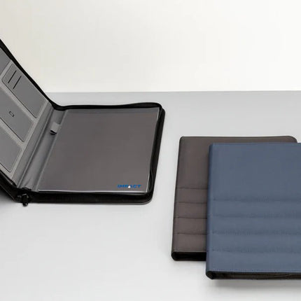Impact AWARE™ RPET A4 portfolio with zipper - hospitality