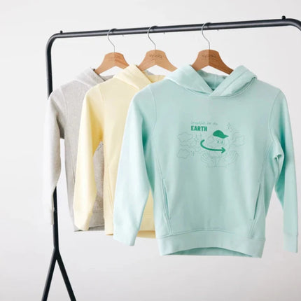 Kids recycled cotton hoodie with sidepockets - hospitality