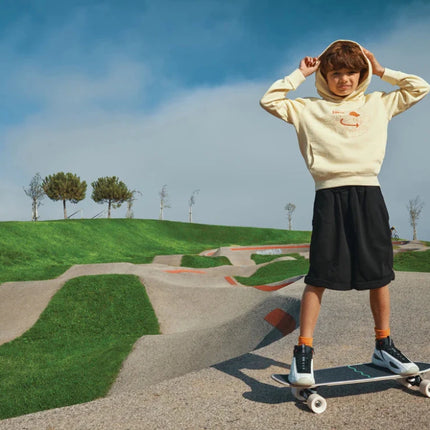 Kids recycled cotton hoodie with sidepockets - hospitality