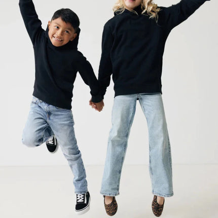 Kids recycled cotton hoodie with sidepockets - hospitality