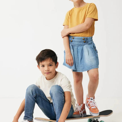 Kol kids lightweight recycled cotton t-shirt - hospitality
