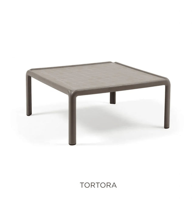 Nardi Komodo Tavolino coffee table styled with Komodo sofa modules