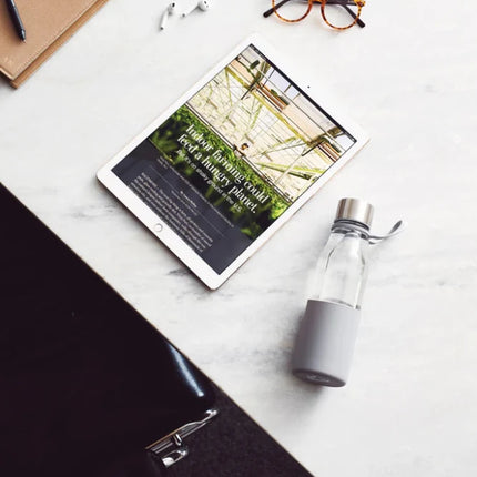Lean Glass Collection Borosilicate Bottle With Silicone - hospitality