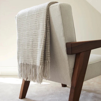 Leno Collection Jacquard Throw Exquisite Acrylic Craftsmanship With Subtle Geometric Pattern - hospitality