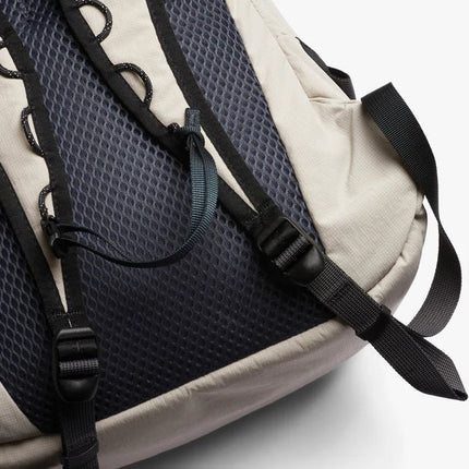 Lite Daypack - hospitality