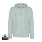 100% recycled polyester / iceberg green / 74 x 63 x 0.5 cm