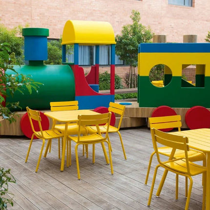 Luxembourg Kid Table - hospitality