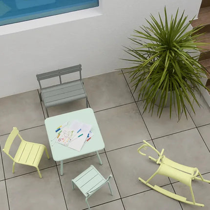 Luxembourg Kid Table - hospitality
