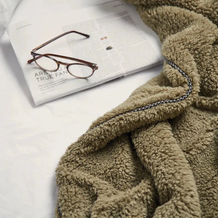 Main Collection GRS Recycled Double Pile Blanket Crafted From Premium Polyester With Tailored Piping - hospitality