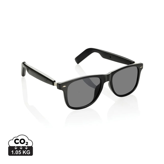 Miro AI-powered Audio Sunglasses with translation function - hospitality
