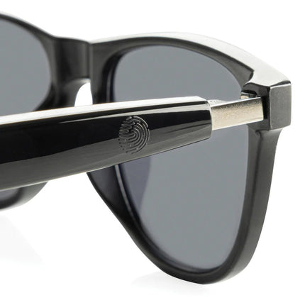 Miro AI-powered Audio Sunglasses with translation function - hospitality