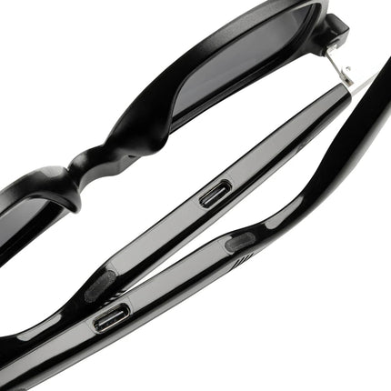Miro AI-powered Audio Sunglasses with translation function - hospitality