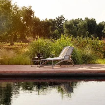 Nardi Atlantico Sun Lounger Stackable Poolside Recliner - hospitality