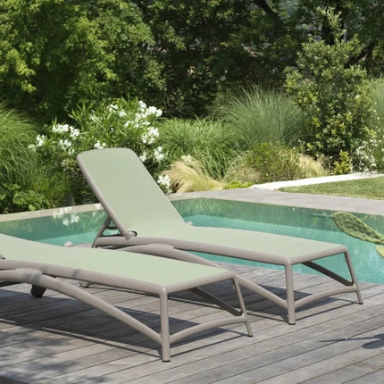 Nardi Atlantico Sun Lounger Stackable Poolside Recliner - hospitality