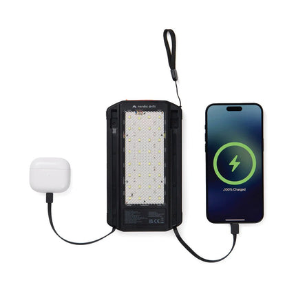 Nordic Drift Titan 10.000mAh solar powerbank with 3 panels - hospitality