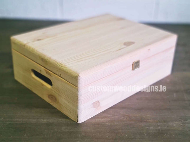  made of natural pine wood