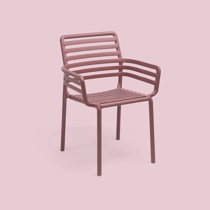 Nardi Doga armchair in antracite – contoured seat and slatted backrest