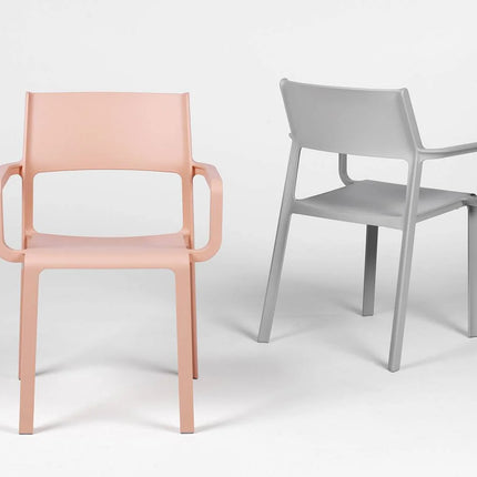 Nardi Trill Armchair – slatted seat and integrated polypropylene armrests