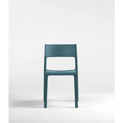 Nardi Trill Bistrot Chairs outdoors – Italian polypropylene bistro chairs