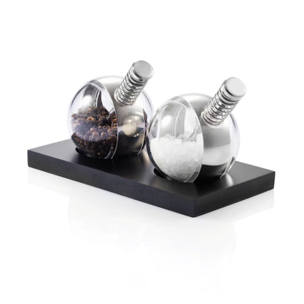 XD Design Planet pepper and salt set for home and kitchen