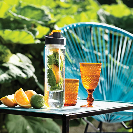  featuring a sleek design and built-in infuser compartment.