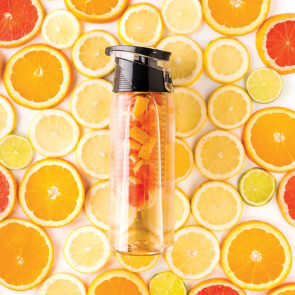  a drinkware item featuring a secure lid and infuser for flavorful beverages.