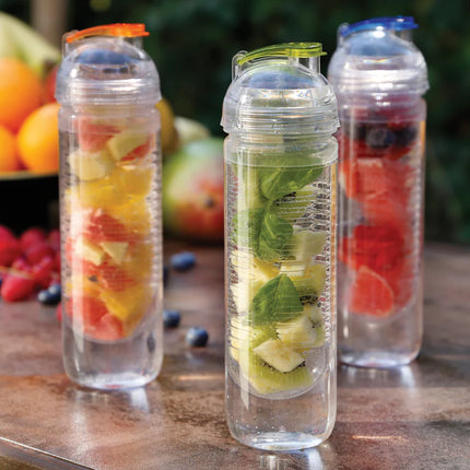  clear drinkware featuring a built-in infuser for fresh fruit or herbs.