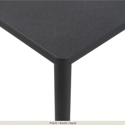 Piave 70 High Table - hospitality