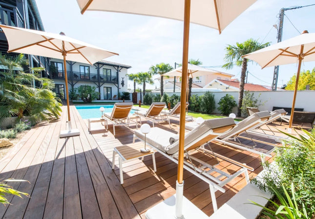 Pilotis V. Teak Sunlounger - hospitality