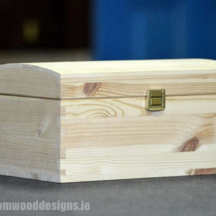 Pine Wood Chest CB2 26 X 16 X 13,5 cm - hospitality