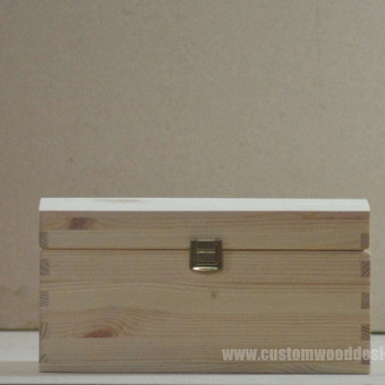 Pine Wood Chest CB2 26 X 16 X 13,5 cm - hospitality