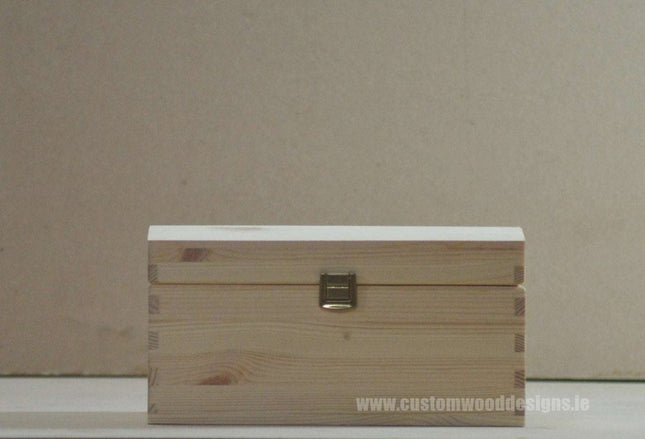 Pine Wood Chest CB2 26 X 16 X 13,5 cm - hospitality