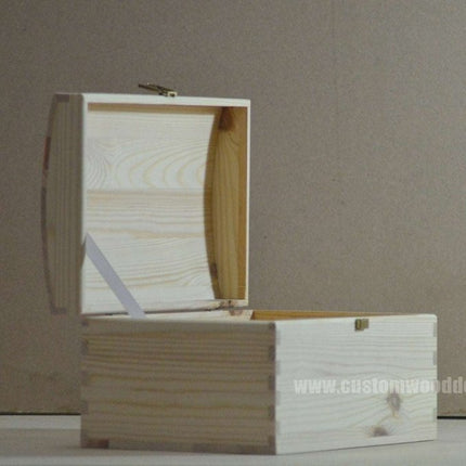 Pine Wood Chest CB3 29 X 19 X1 4,5 cm - hospitality