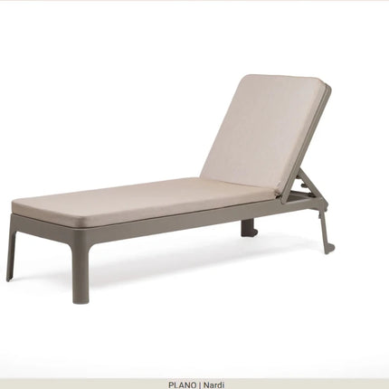 Plano Outdoor Sun Lounger by Nardi – Reclining Poolside Furniture - hospitality
