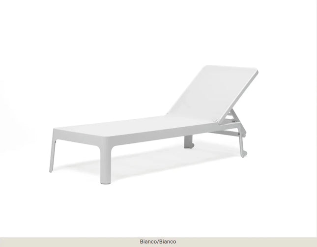 Plano Outdoor Sun Lounger by Nardi – Reclining Poolside Furniture - hospitality