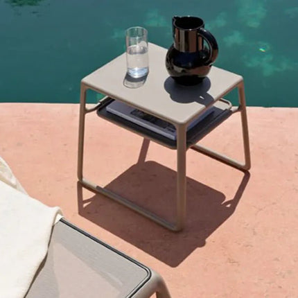 Pop Side Table with Tray - hospitality