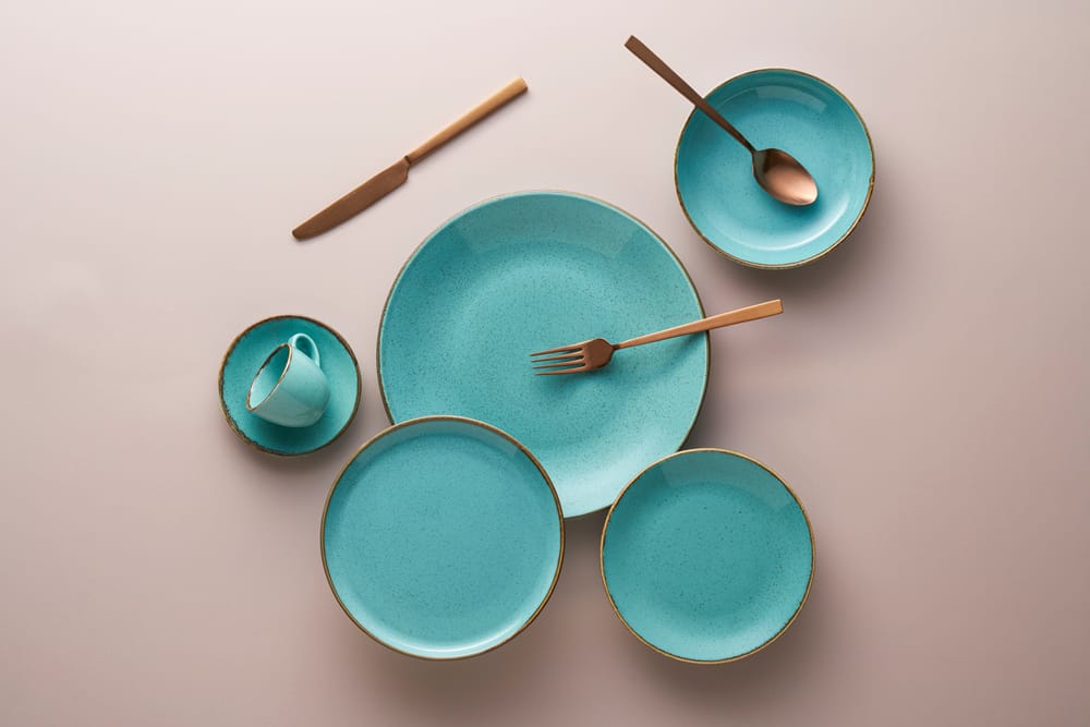Porland Laguna turquoise porcelain table setting