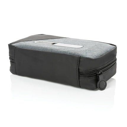 Portable UV-C steriliser pouch with integrated battery - hospitality
