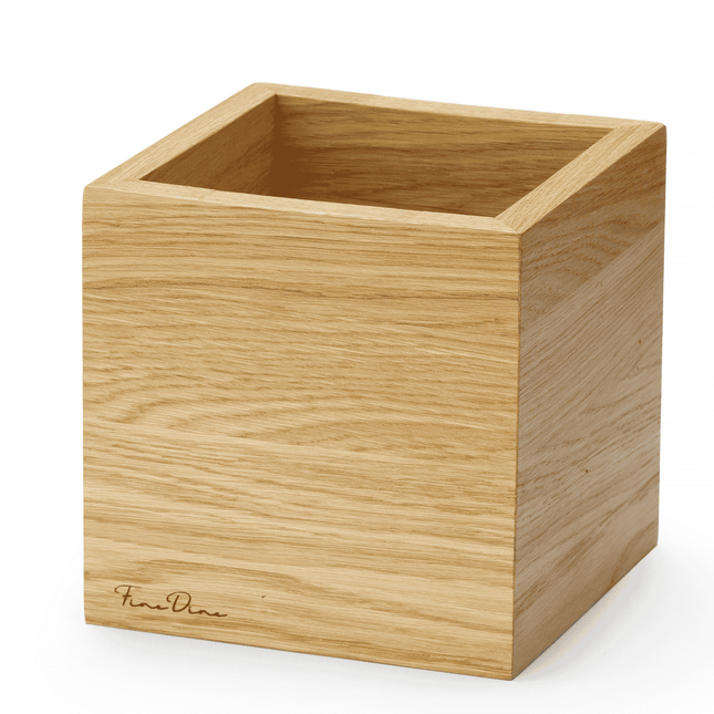 Madeira stand, 170x170x170mm
