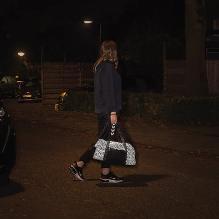 Reflective weekend bag - hospitality
