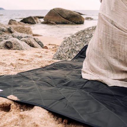 RPET foldable quilted picnic blanket - hospitality