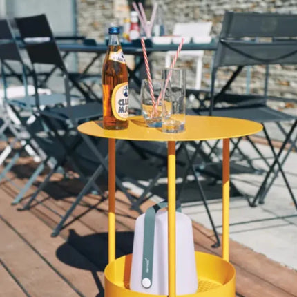 Salsa Pedestal Table - hospitality