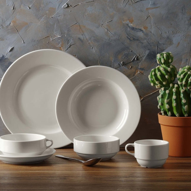 Saucer Crema - hospitality