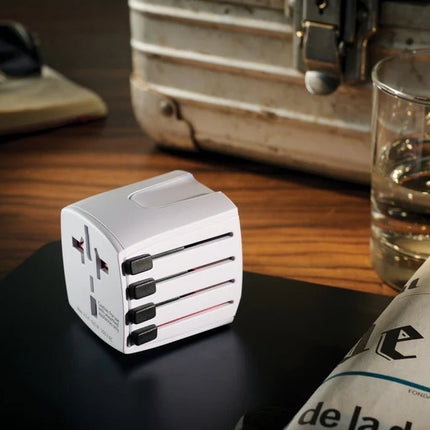 SKROSS World Travel Adapter MUV Micro - hospitality