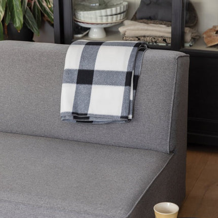 Soft plaid fleece blanket - hospitality