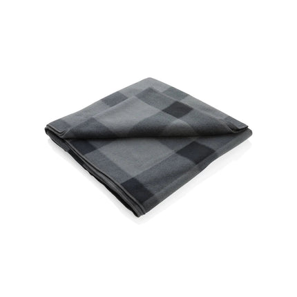 Soft plaid fleece blanket - hospitality