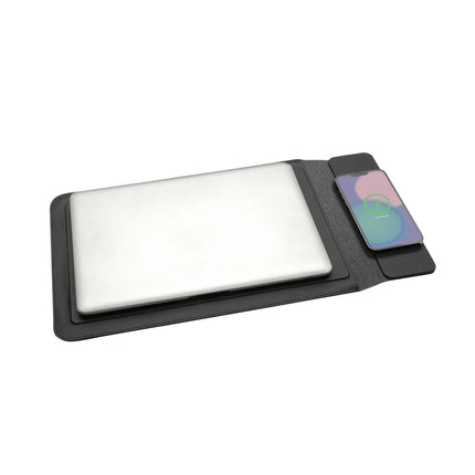 Swiss Peak 15W magnetic charging laptop sleeve 14-15,6" - hospitality