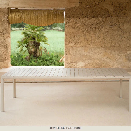 Tevere 147 Extensible Table - hospitality