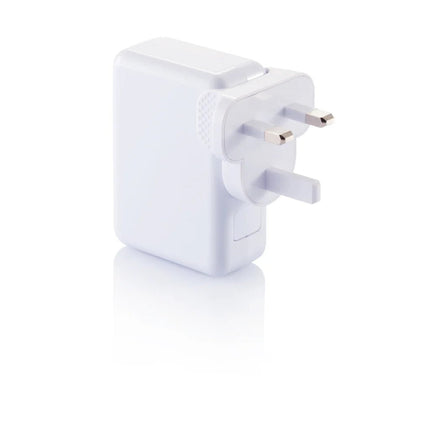 Travel plug with 4 USB ports - hospitality
